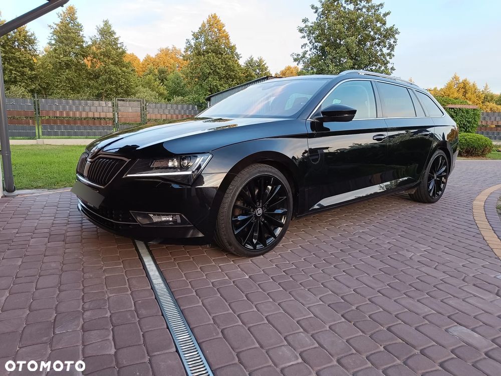 Skoda Superb Combi 2.0 TDI Style - 1