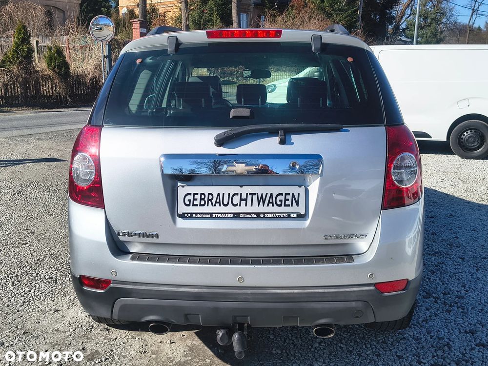 Chevrolet Captiva 2.4 2WD 7 Sitzer LS Family Edition - 7