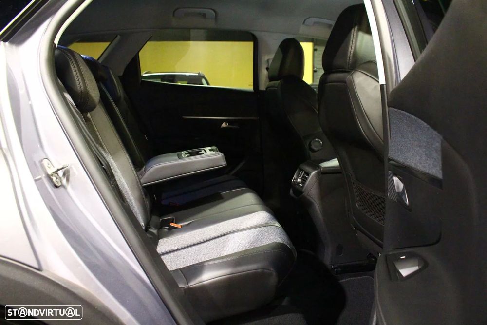Peugeot 3008 1.5 BlueHDi Allure - 22