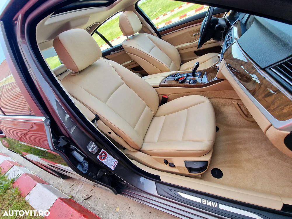 BMW Seria 5 520d - 13
