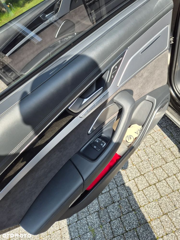 Audi A8 4.2 TDI clean diesel L Quattro - 11