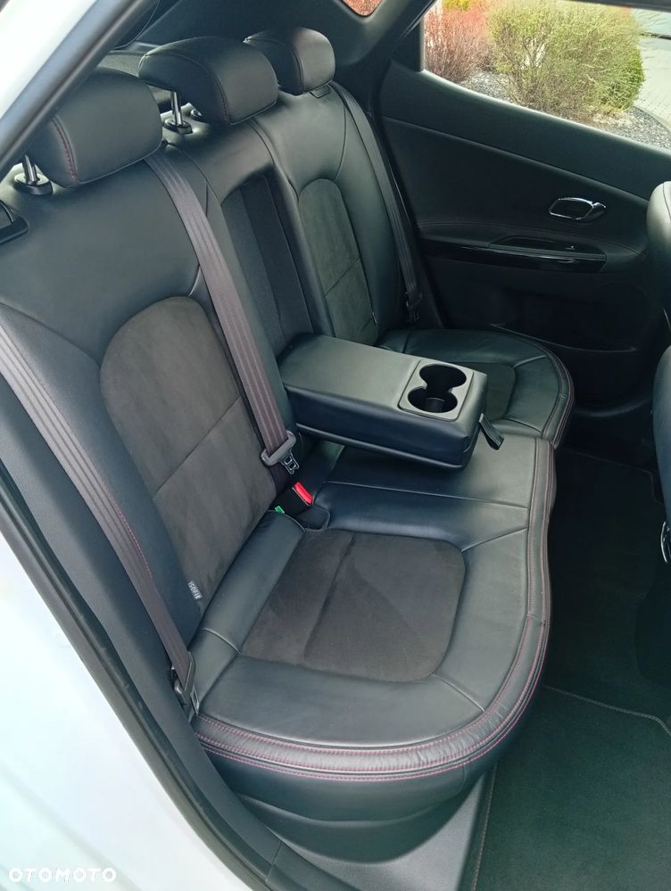 Kia Ceed 1.6 T-GDI GT-Track - 30