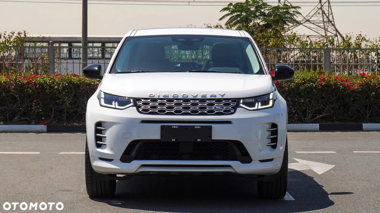 Land Rover Discovery Sport P250 Dynamic HSE - 32