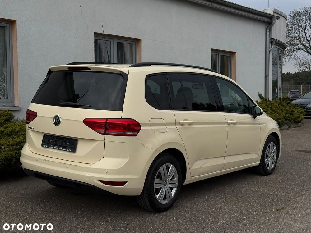 Volkswagen Touran 2.0 TDI SCR DSG Comfortline - 8
