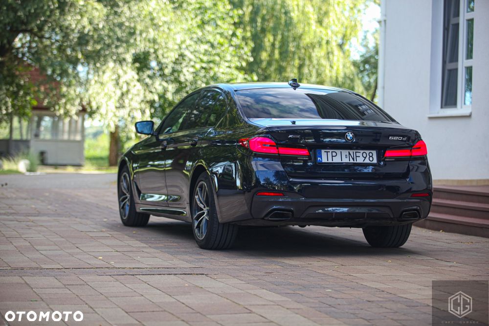 BMW Seria 5 520d MHEV M Sport sport - 10