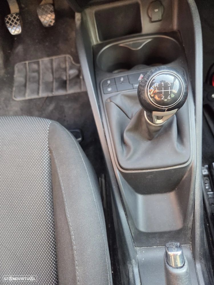 SEAT Ibiza 1.6 TDI Copa DPF - 16