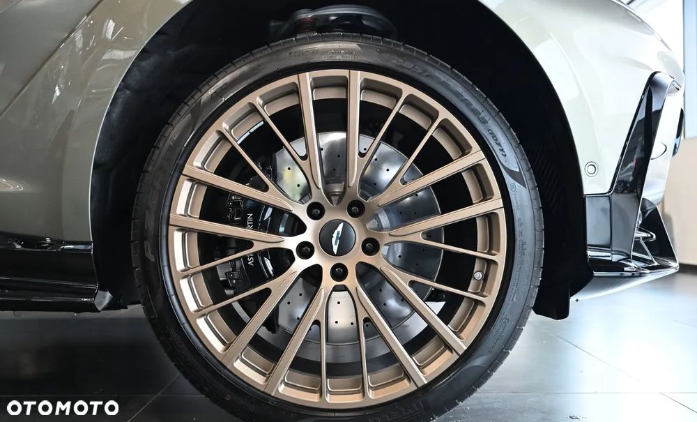 Aston Martin DBX707 - 27