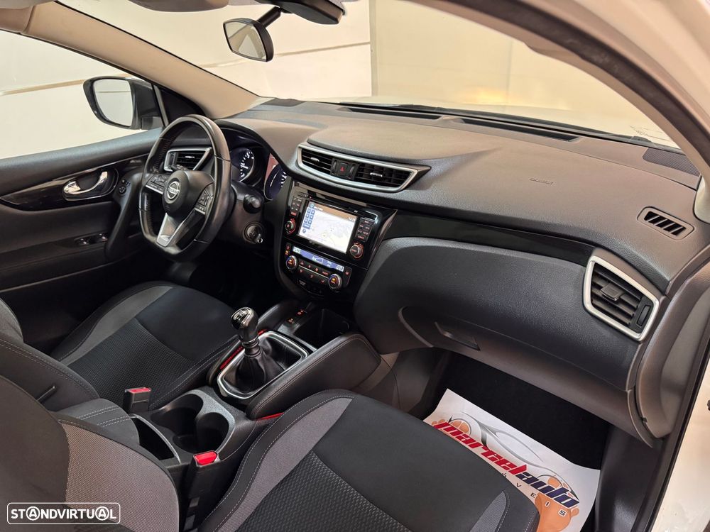 Nissan Qashqai 1.5 dCi N-Connecta - 37