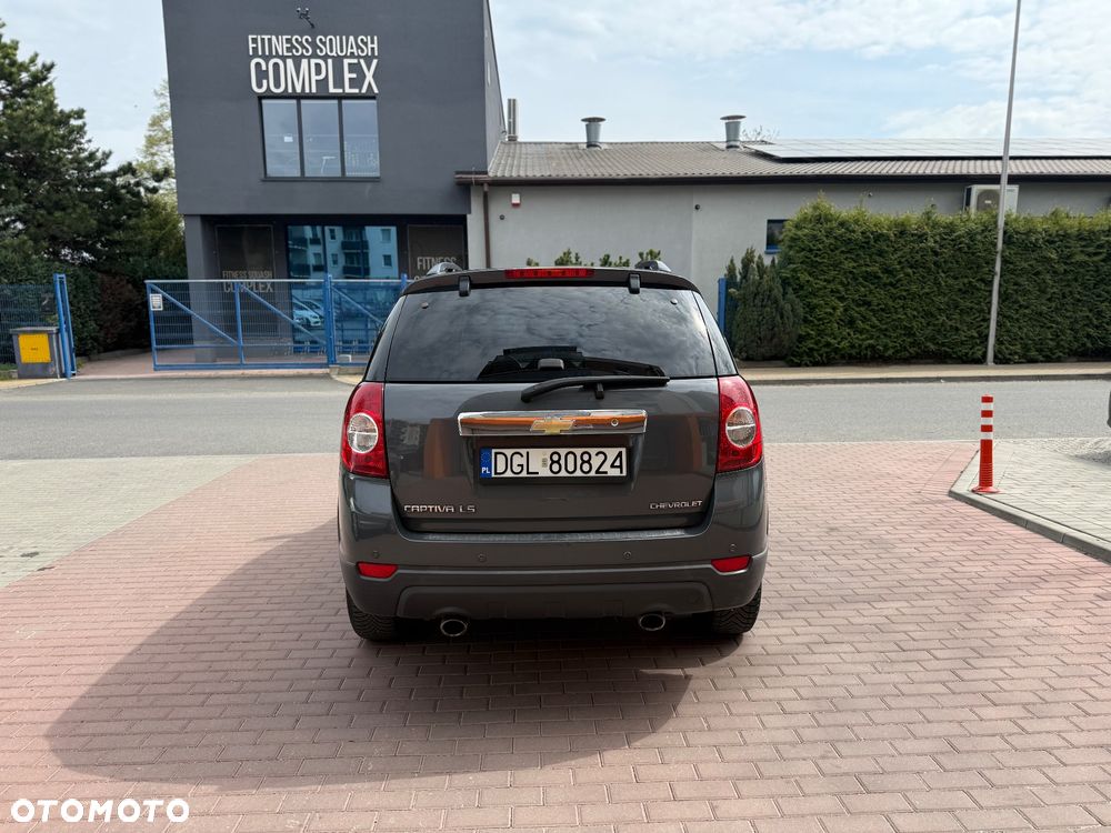 Chevrolet Captiva 2.0 2WD 7 Sitzer LS Family Edition - 11