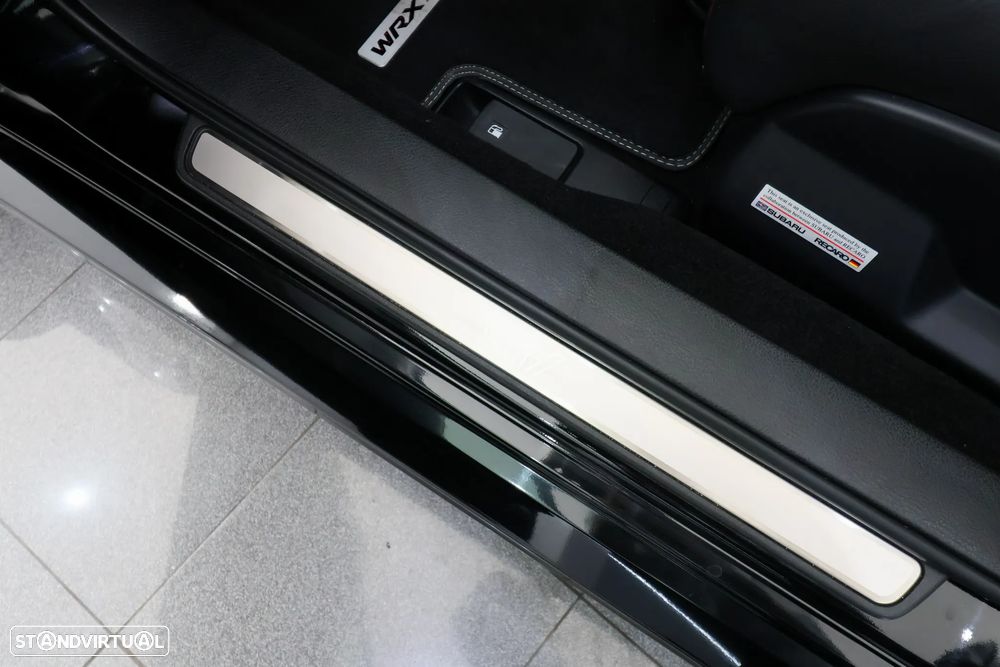 Subaru Impreza 2.5 WRX STi - 14