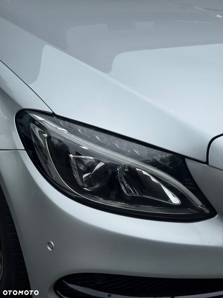 Mercedes-Benz Klasa C 200 4-Matic 9G-TRONIC - 7