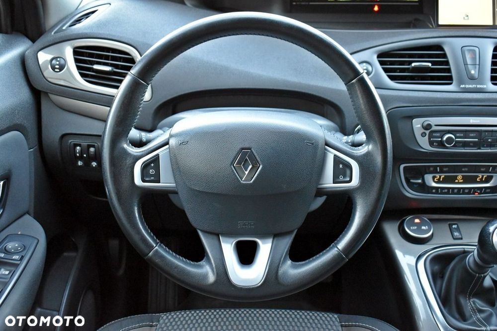 Renault Scenic 1.6 16V 110 Xmod Paris - 15