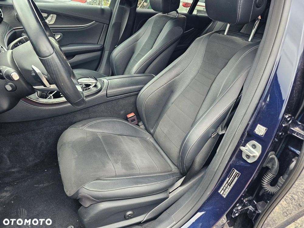 Mercedes-Benz Klasa E 220 d 4Matic 9G-TRONIC AMG Line - 24