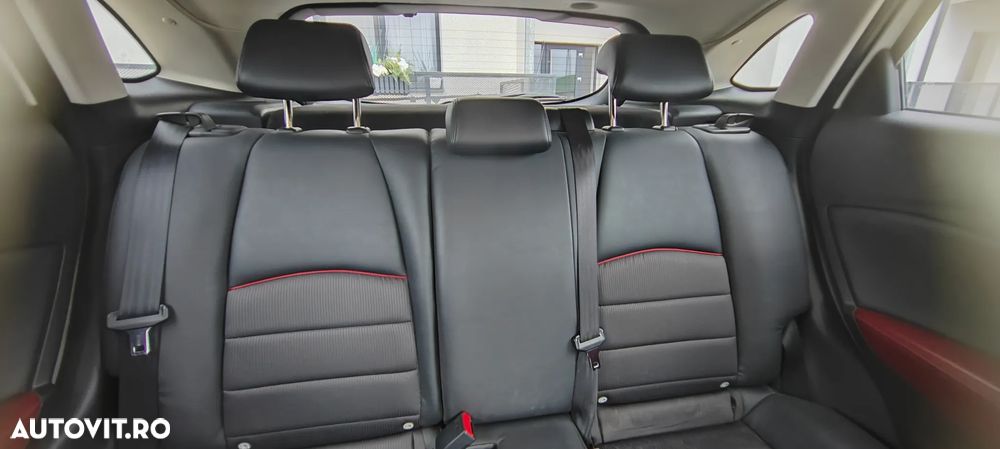 Mazda CX-3 SKYACTIV-D 105 FWD Center-Line - 6