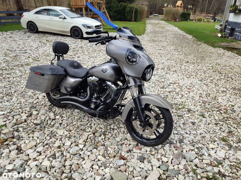 Harley-Davidson Touring Ultra Limited - 3