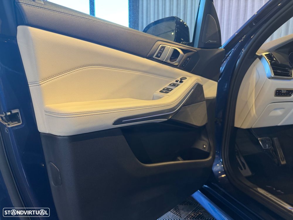 BMW X5 45 e xDrive Pack M - 18