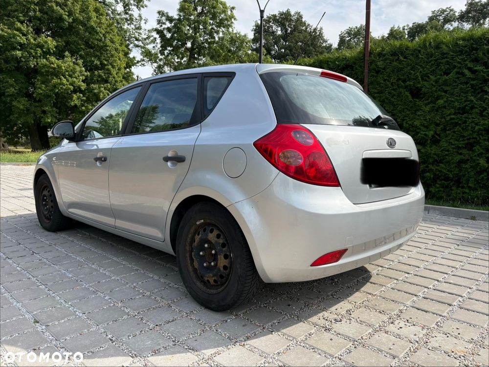 Kia Ceed - 5