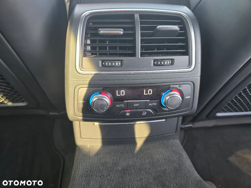 Audi A6 Avant 3.0 TDI clean diesel Quattro S tronic - 18