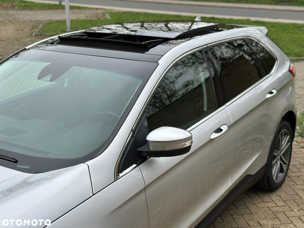Ford Edge 2.0 EcoBlue 4WD Titanium - 36