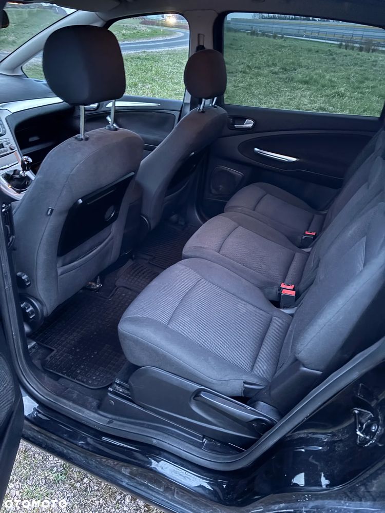 Ford S-Max 2.0 TDCi DPF Ambiente - 14