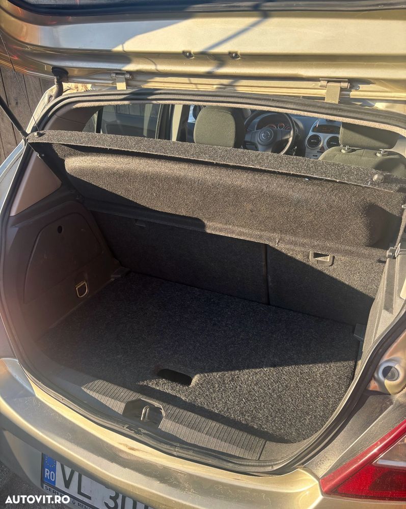 Opel Corsa 1.4 16V Automatik Edition - 6