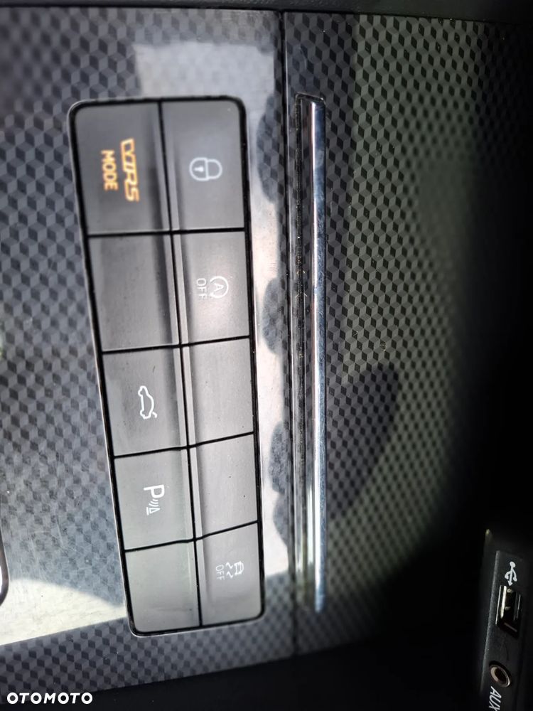 Skoda Octavia 2.0 TDI RS DSG - 21