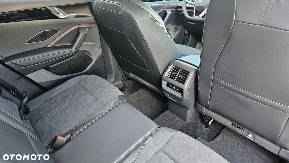 Volkswagen Tiguan - 21