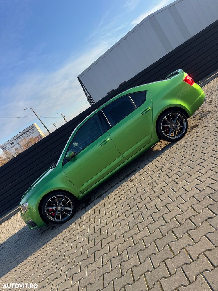 Skoda Octavia 2.0 TSI RS - 2
