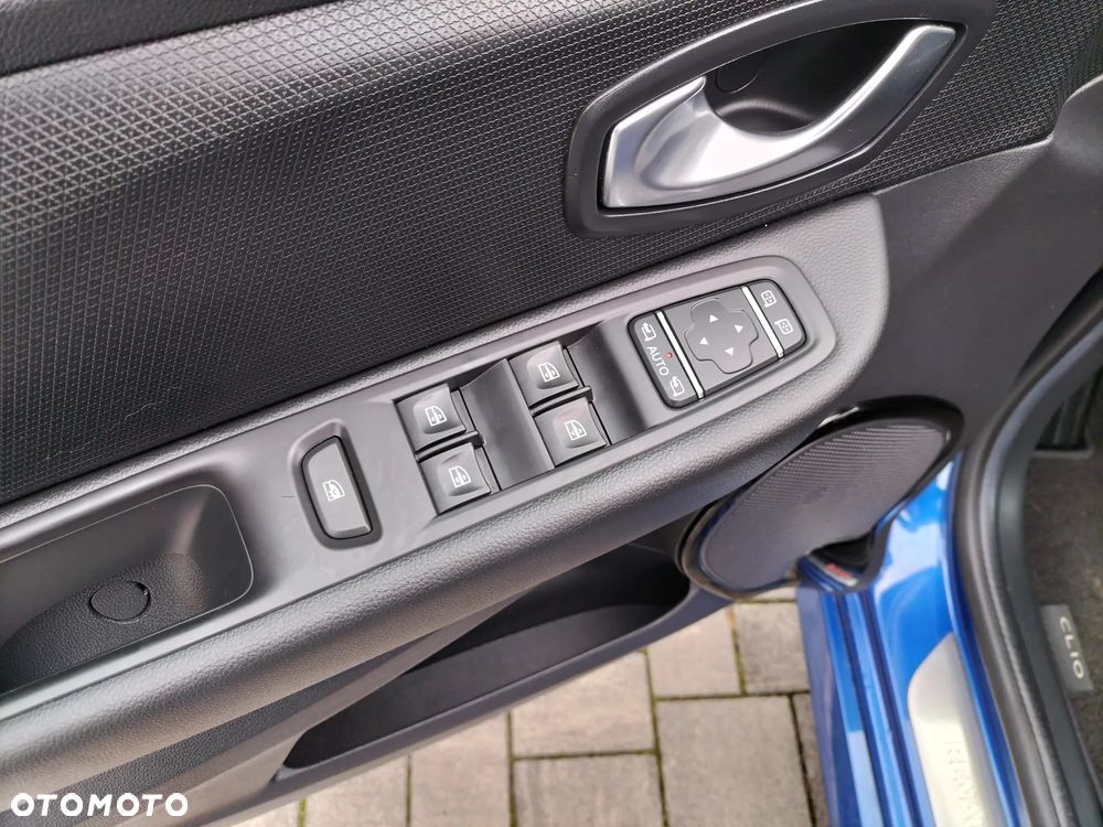 Renault Clio ENERGY TCe 120 LIMITED 2018 - 26