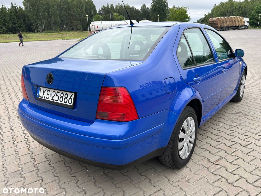 Volkswagen Bora - 3