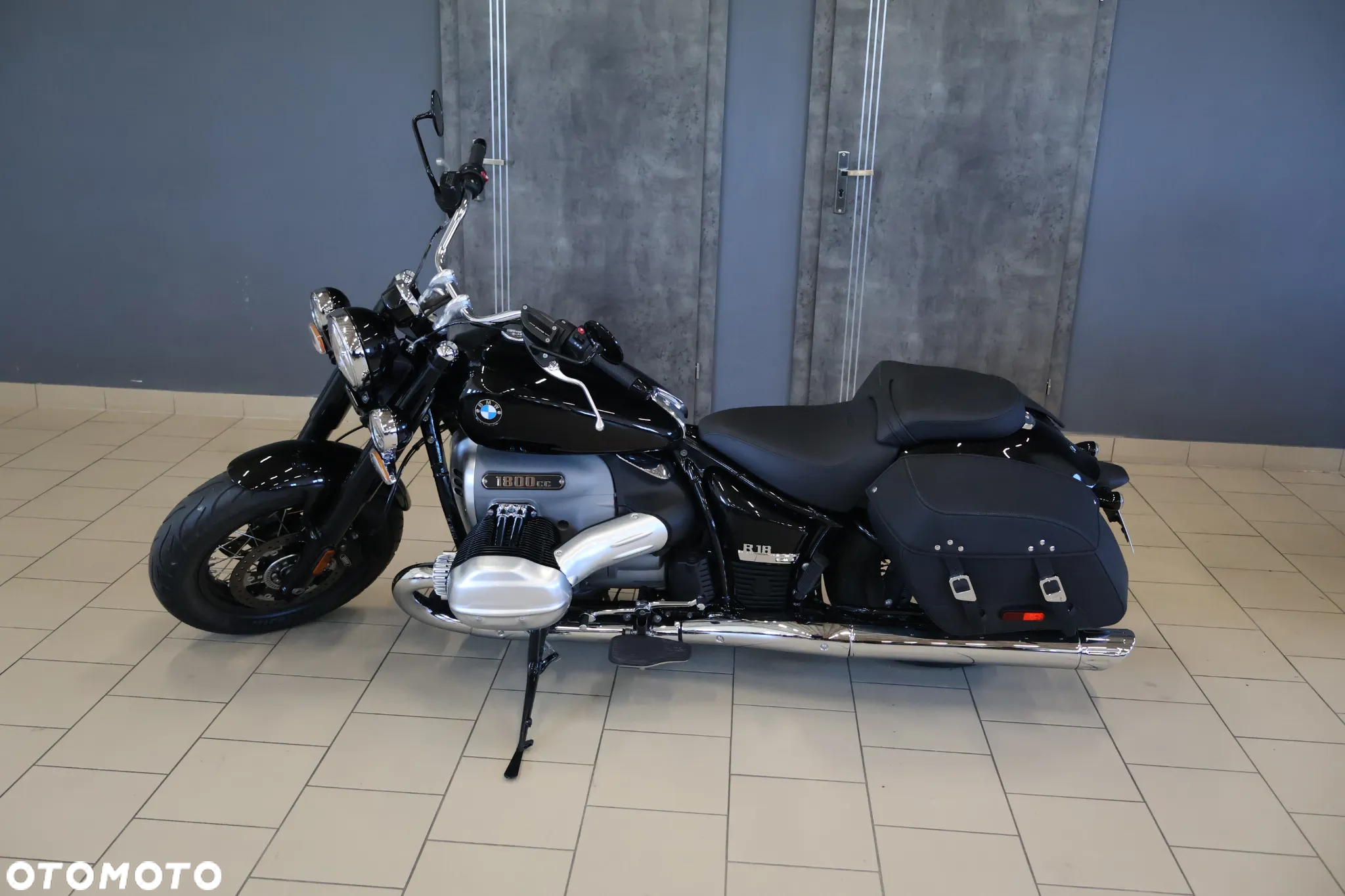 BMW R - 6