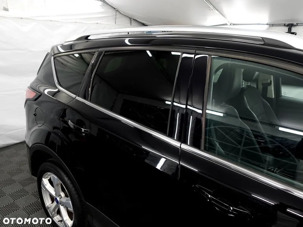 Ford Kuga 2.0 TDCi AWD Titanium - 27