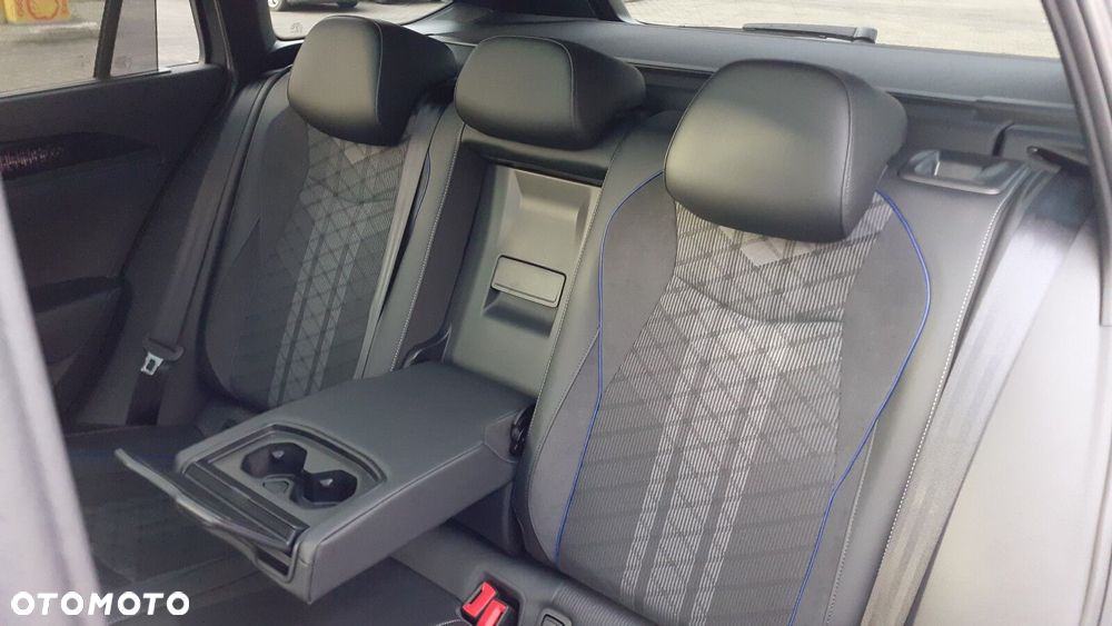 Volkswagen Passat - 26