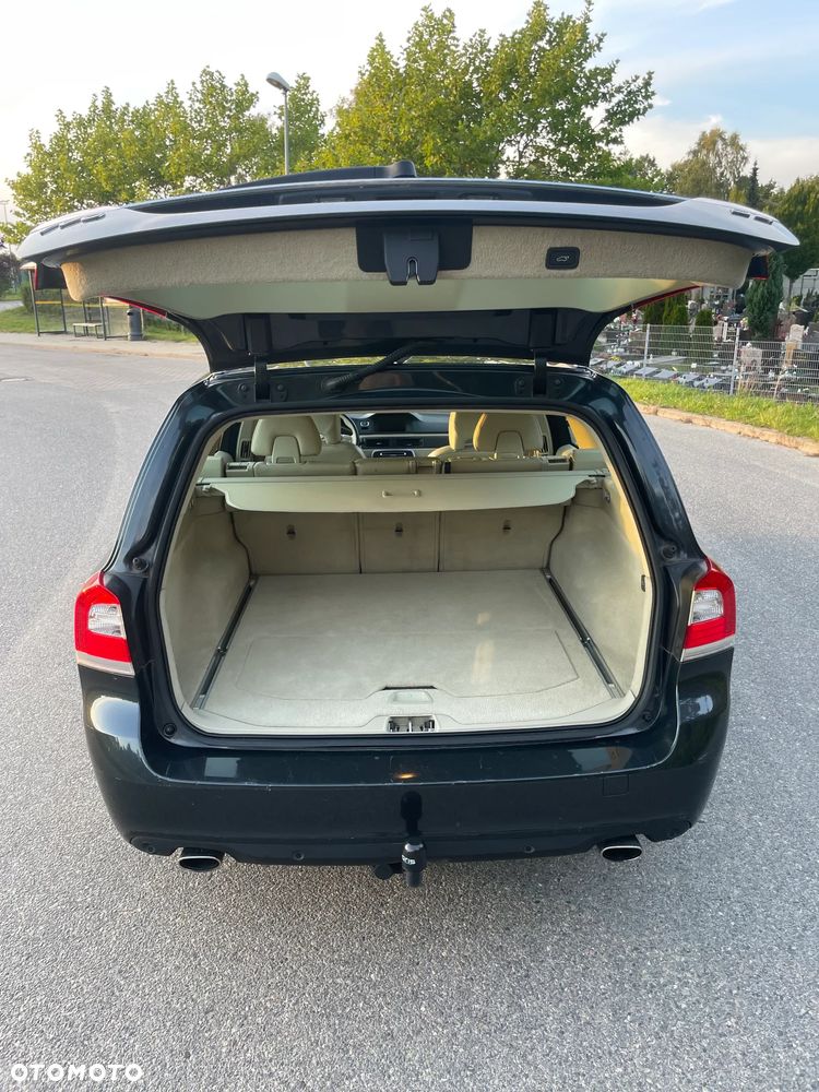 Volvo V70 D4 Drive-E Dynamic Summum - 19