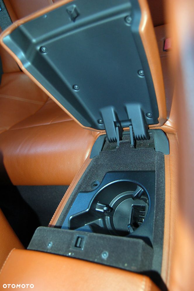 BMW Seria 6 650 i - 30