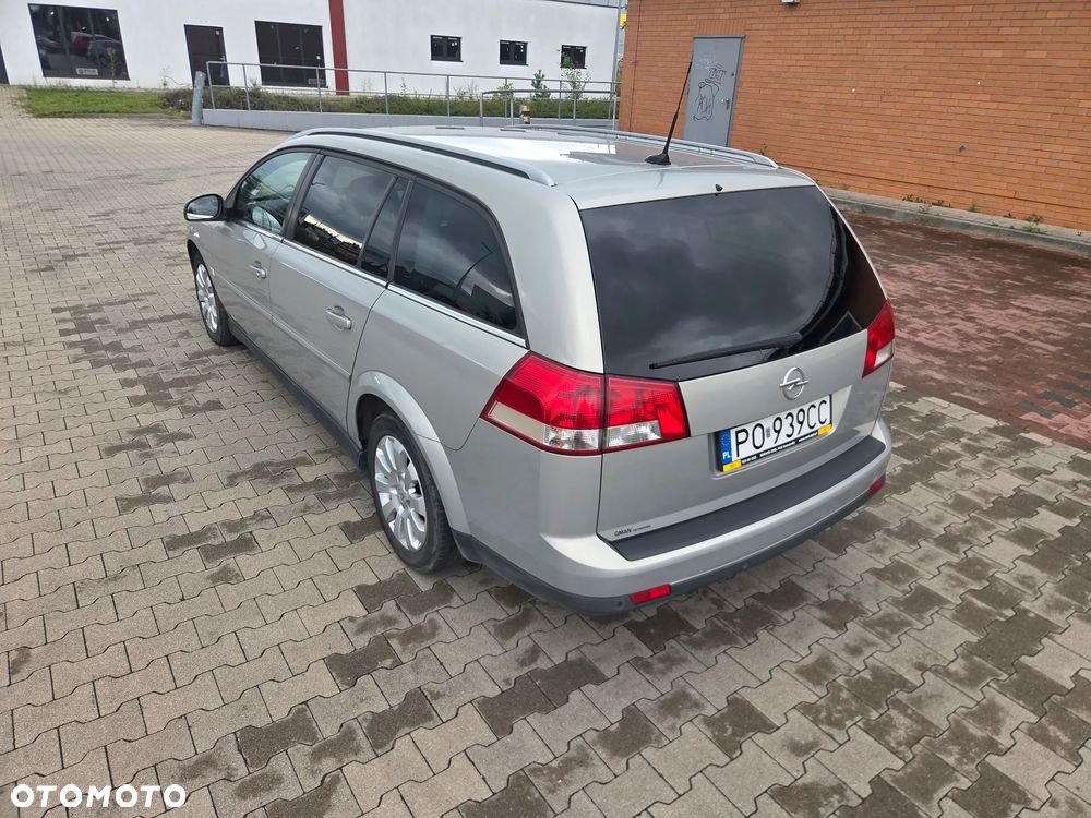 Opel Vectra 1.9 CDTI Cosmo - 22