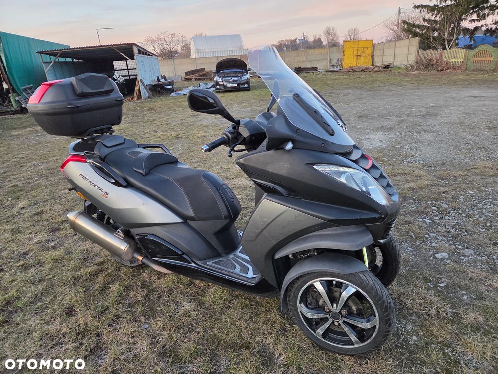 Peugeot Metropolis - 4