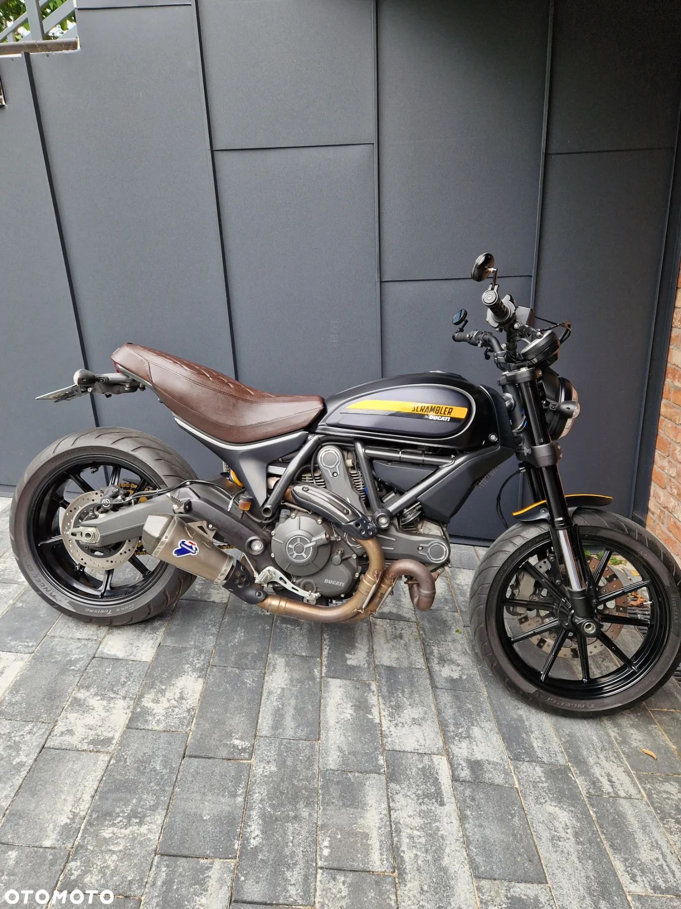 Ducati Scrambler - 1