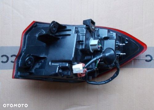HYUNDAI I30 III HB 17+ LEWA TYLNA LAMPA - 4