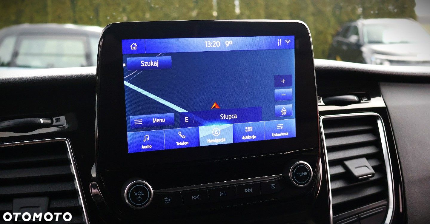 Ford Tourneo Custom - 30