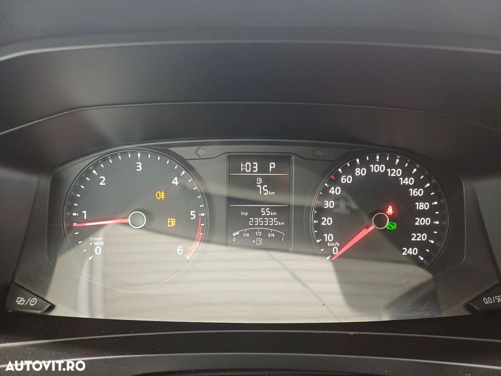 Volkswagen Caravelle LR Comfortline DSG - 12