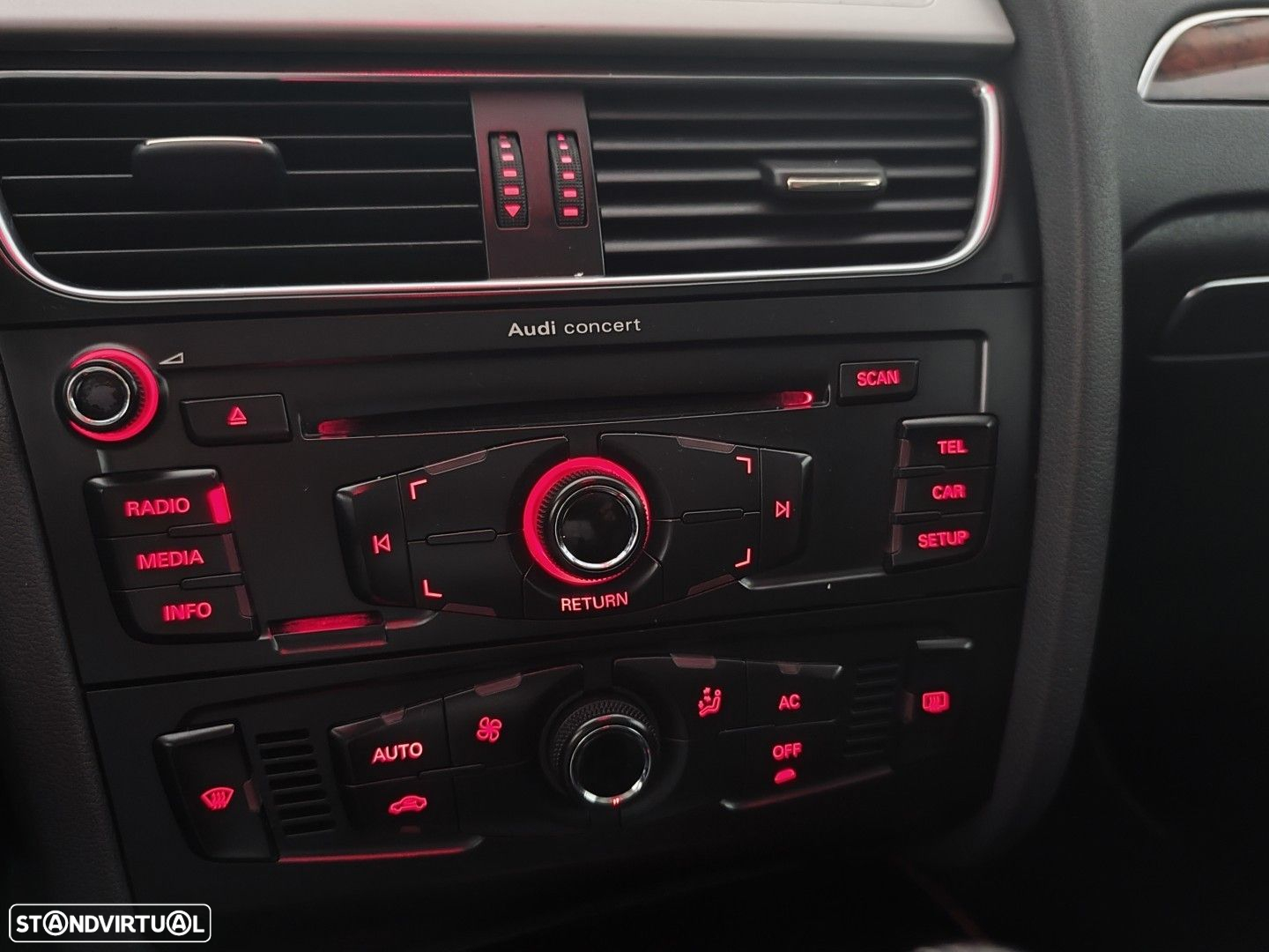 Audi A4 Avant 2.0 TDI exclusive - 21