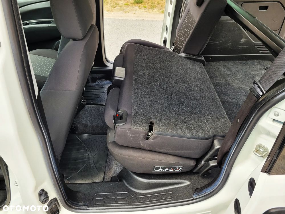 Opel Combo - 31