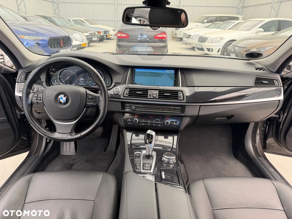 BMW Seria 5 530d xDrive Luxury Line - 6