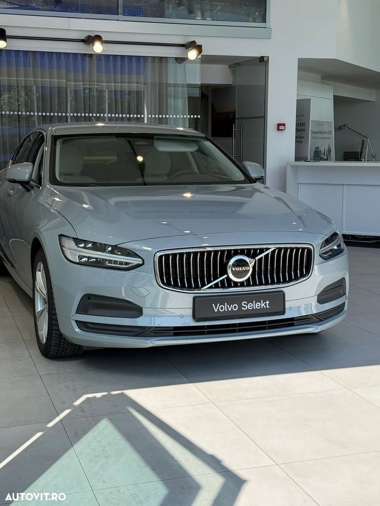 Volvo S90 B5 MHEV AT AWD Core - 4