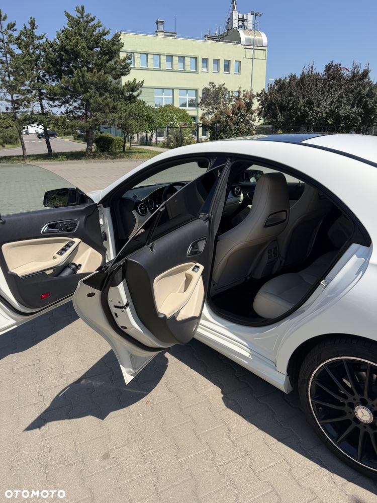 Mercedes-Benz CLA 250 7G-DCT AMG Line - 8