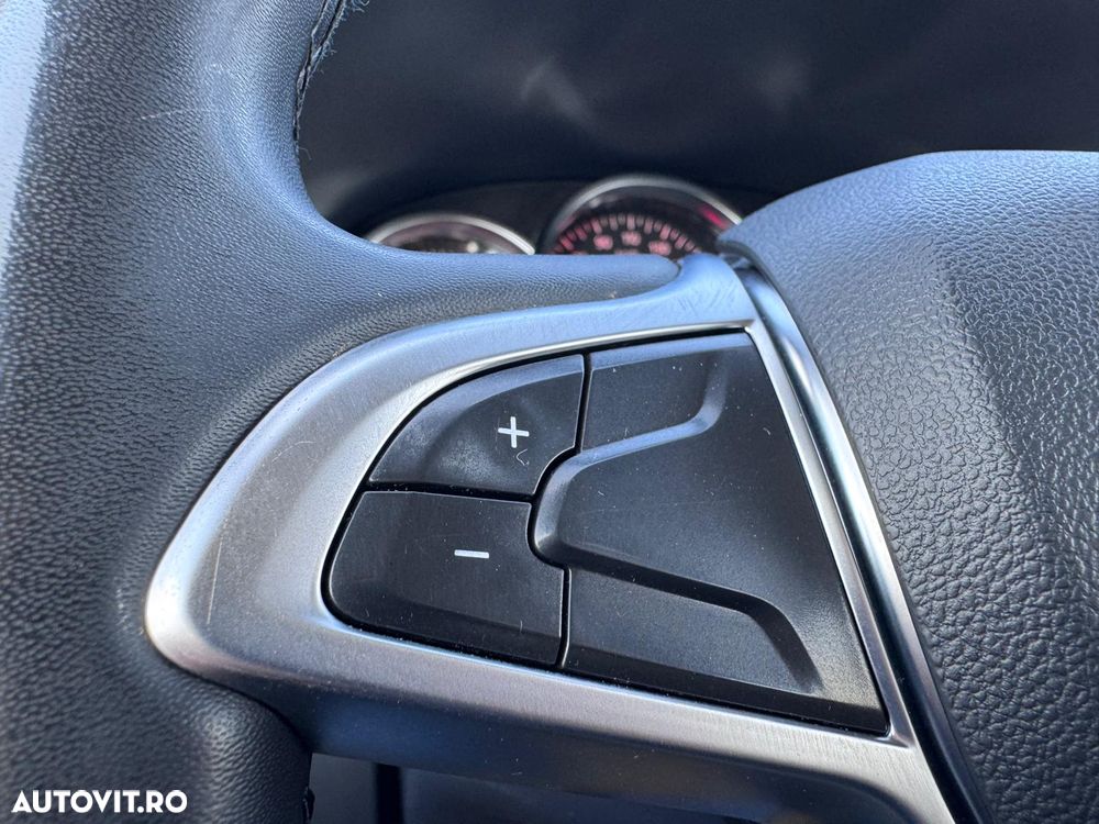 Dacia Lodgy 1.5 Blue dCi Stepway - 24