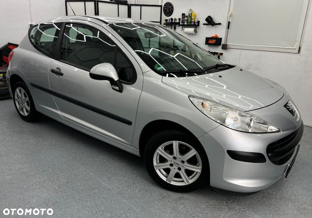 Peugeot 207 - 2