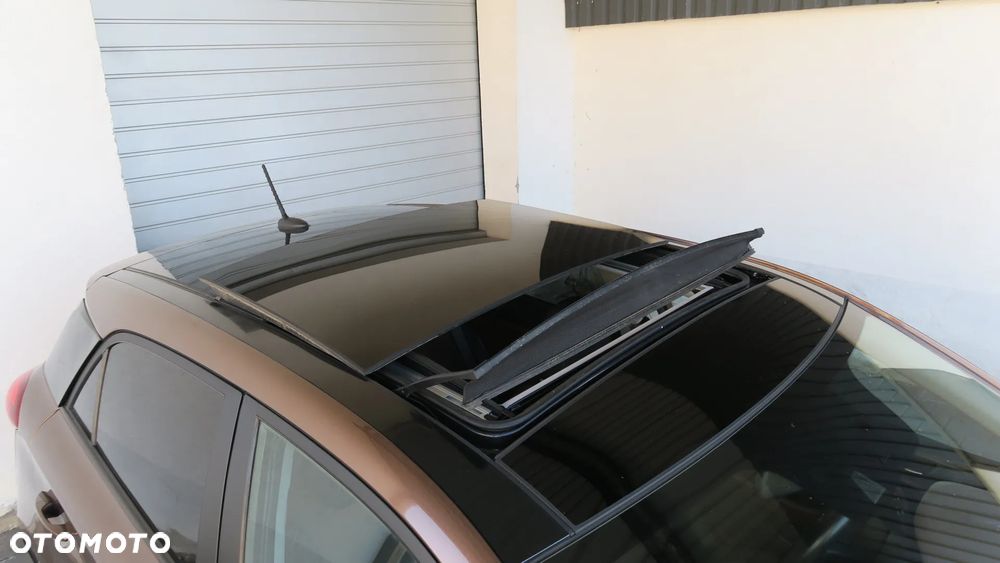 Hyundai i20 blue 1.2 YES Gold - 8