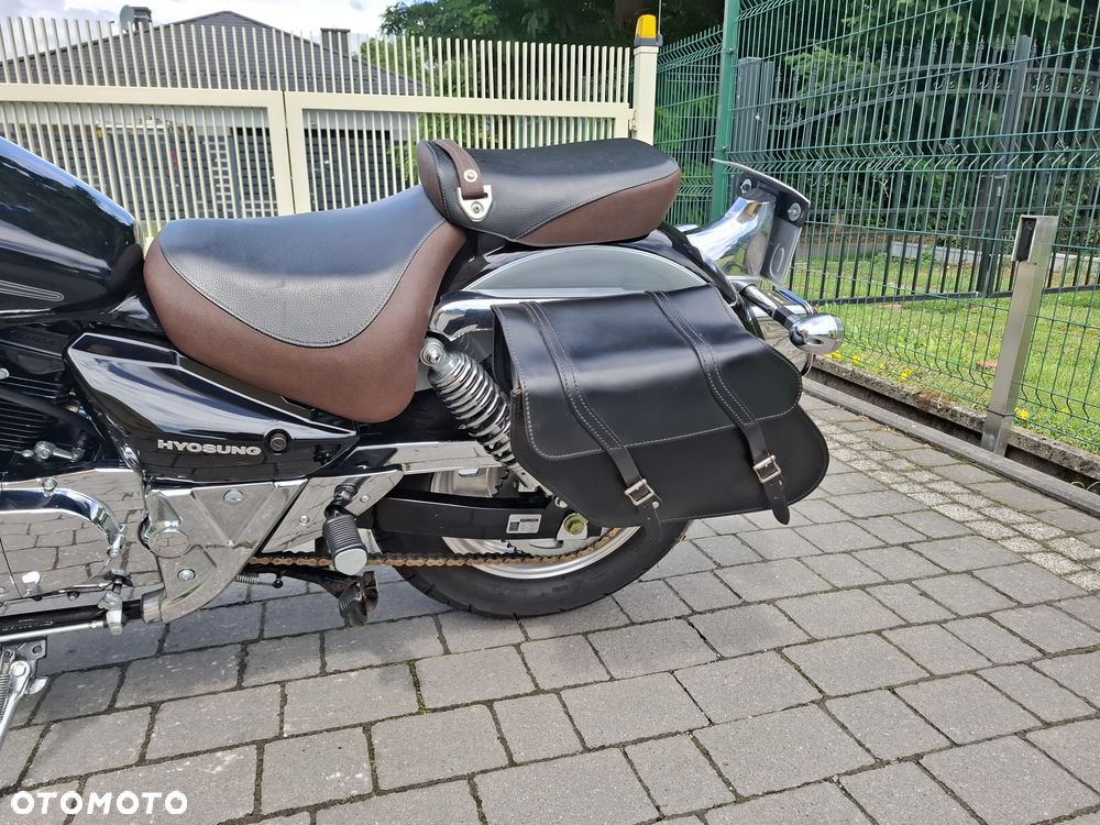 Hyosung GV - 21